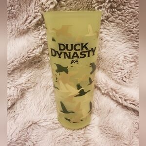 Duck DYNASTY CAMOUFLAGE Green With Ducks 16 Oz Tumbler Rare~  Redneck Si Cup